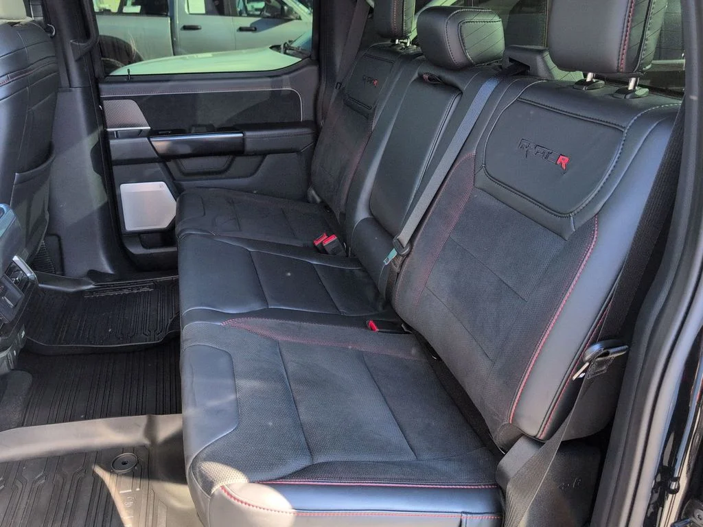 2025 Ford F-150 Raptor - Photo 27