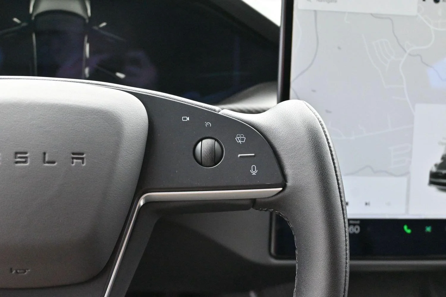 Used 2021 Black Tesla Plaid image 17