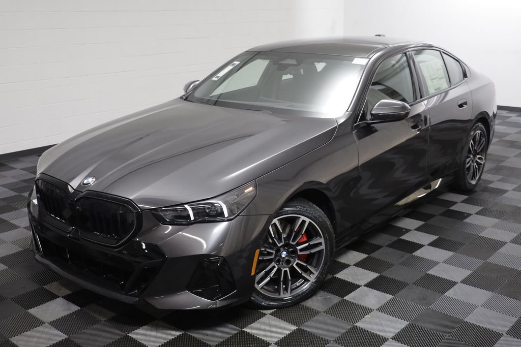 New 2027 Dark Graphite Metallic BMW 530i xDrive image 2