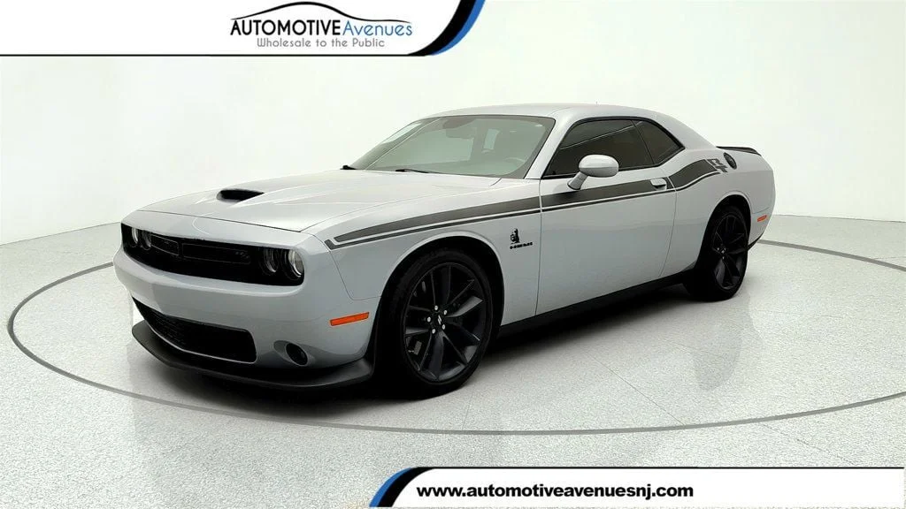 2022 Dodge Challenger R/T's photo