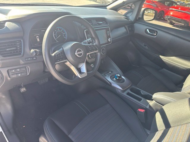 Used 2025 White Nissan S image 8