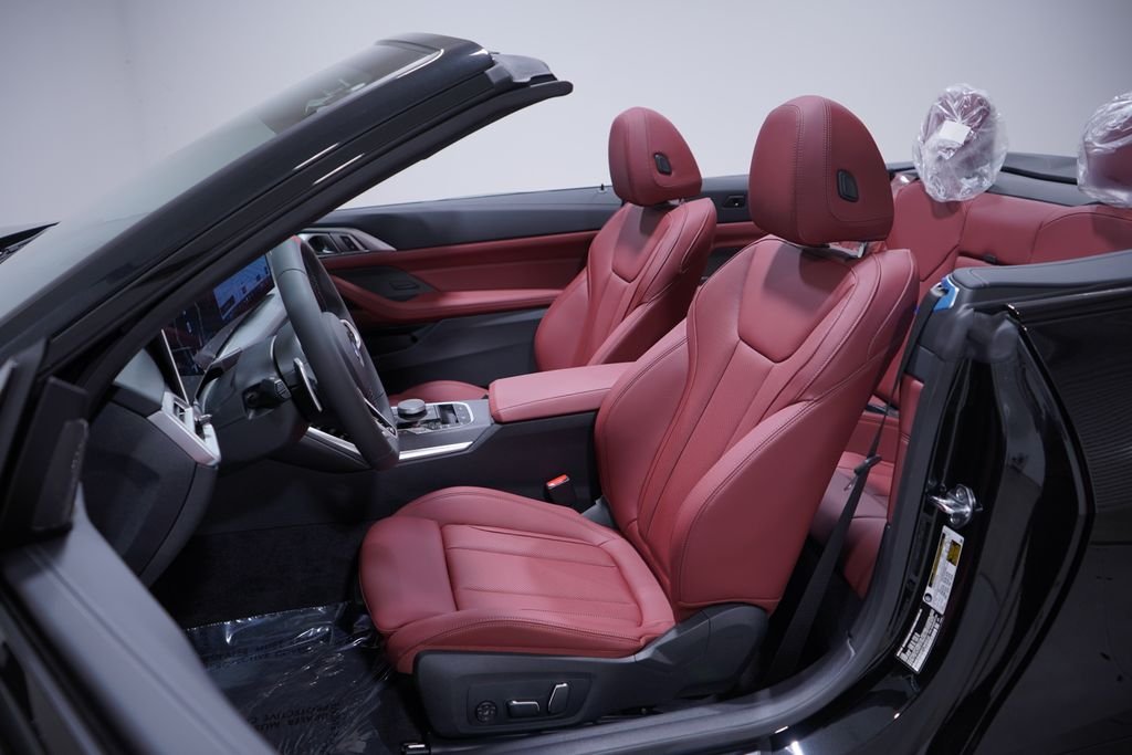 Used 2026 Black Sapphire Metallic BMW M440i image 11