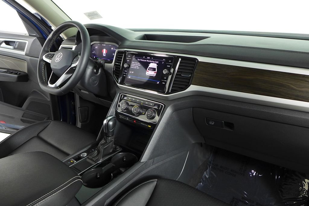 2023 Volkswagen Atlas SE w/Tech - Photo 14