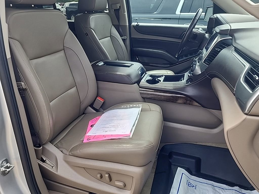 Used 2018 SILVER ICE METALLIC Chevrolet LT image 23