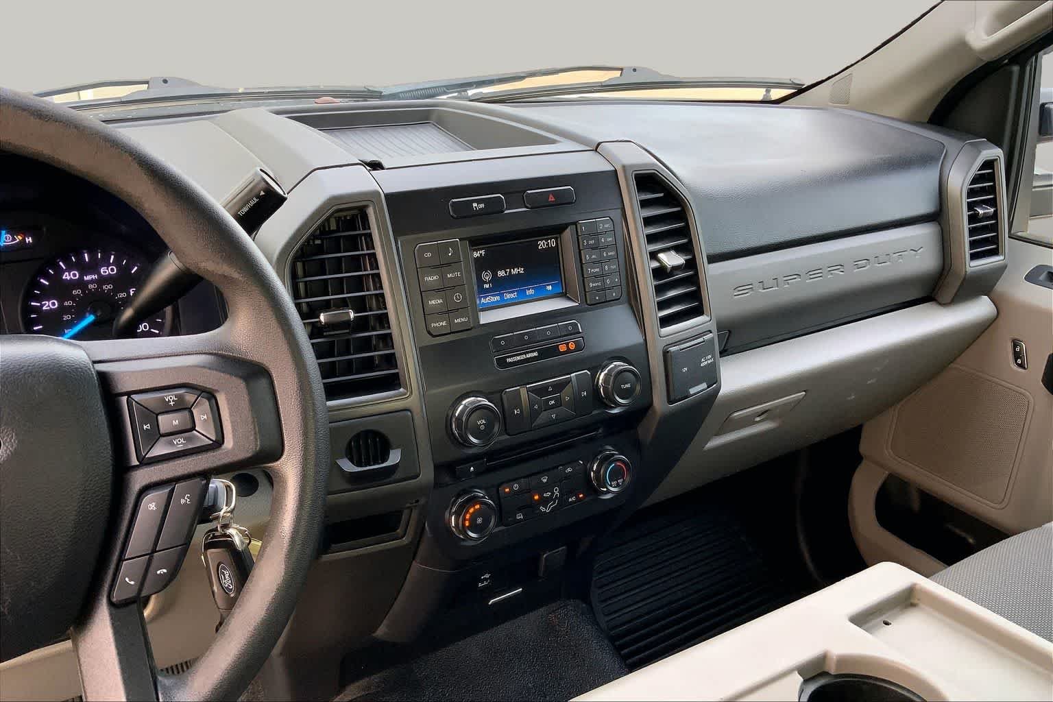 Used 2018 Oxford White Ford F-350 SRW Pickup XL image 6