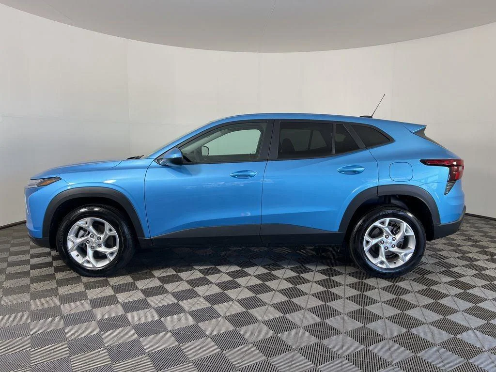 Used 2025 Marina Blue Chevrolet LS image 25