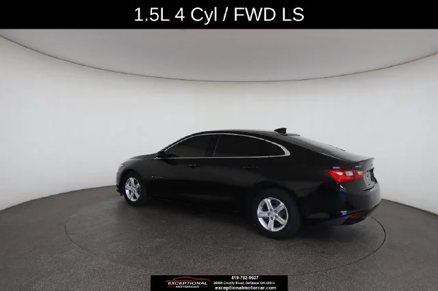 Used 2022 Black Chevrolet LS image 9