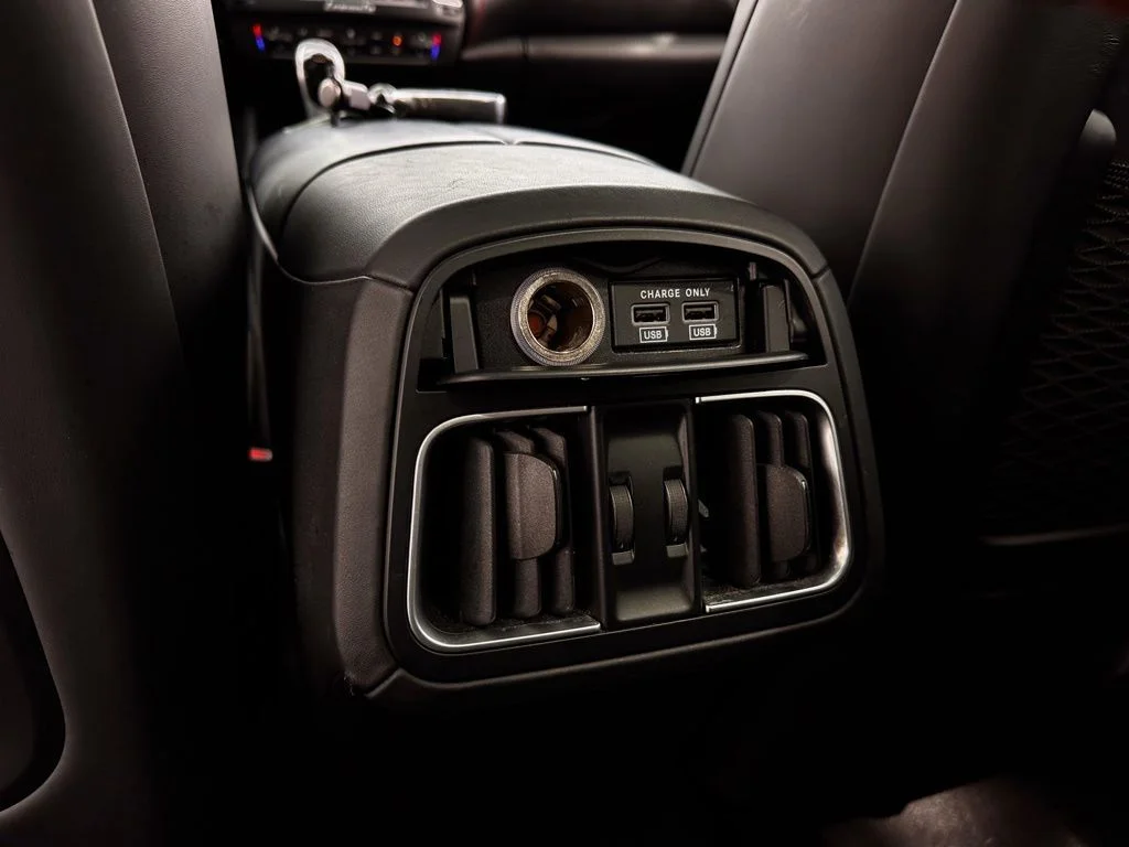 Used 2017 Black Maserati S image 19