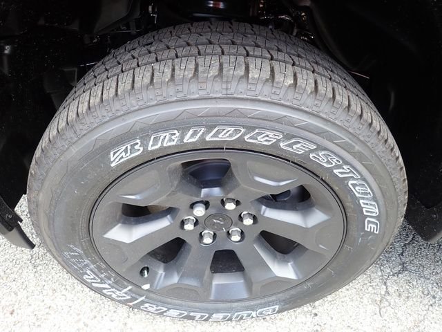 New 2026 Diamond Black Crystal Pearl-Coat Exterior Paint RAM Express image 12