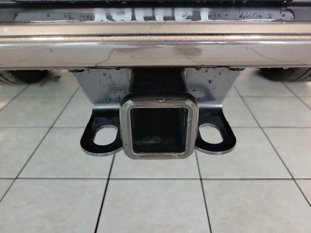 Used 2021 Gray Jeep High Altitude image 15