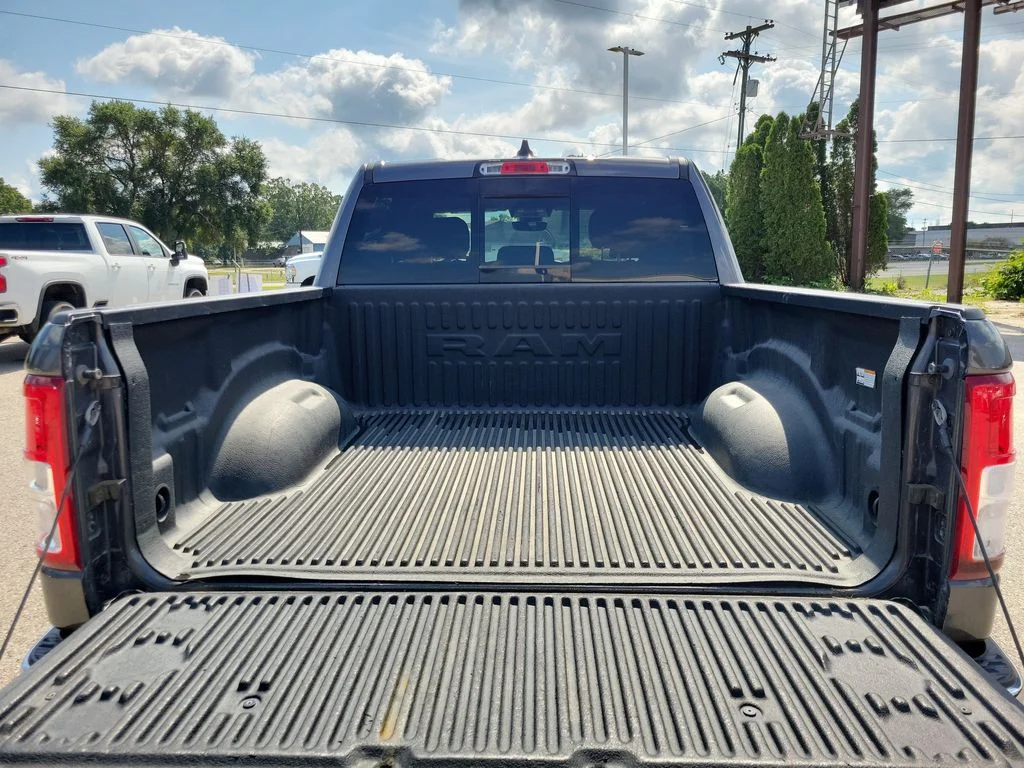 Used 2019 Gray Ram Big Horn/Lone Star image 9