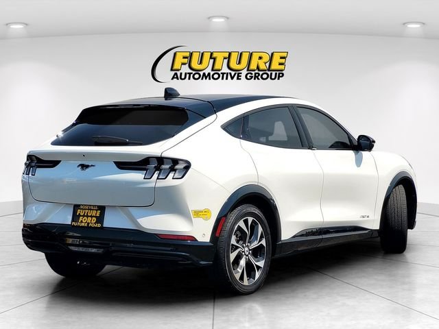 Used 2021 White Ford Premium image 4
