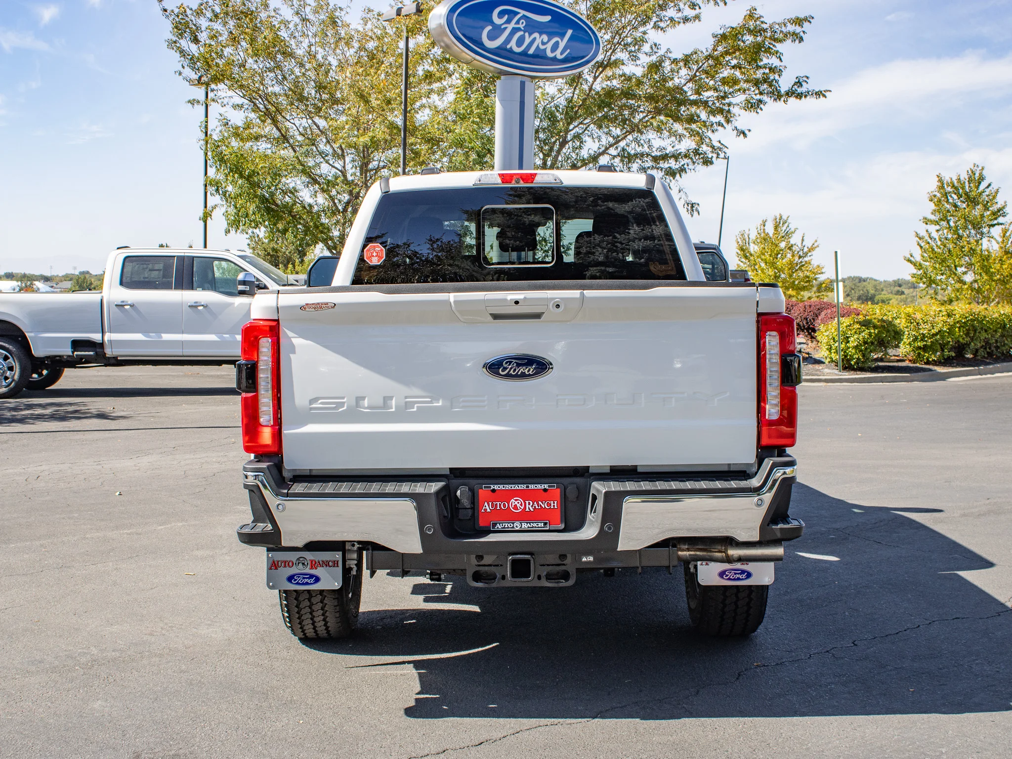 New 2026 Star White Metallic Tri-Coat Ford F-250® Lariat® image 7
