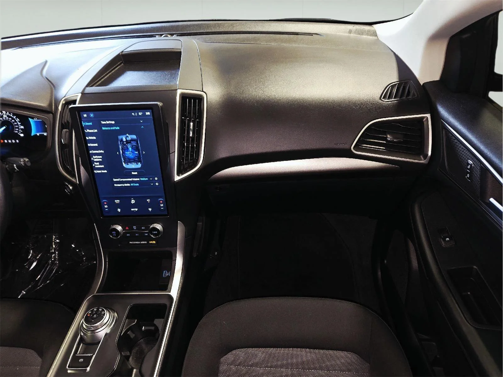 Used 2023 Agate Black Ford SE image 50