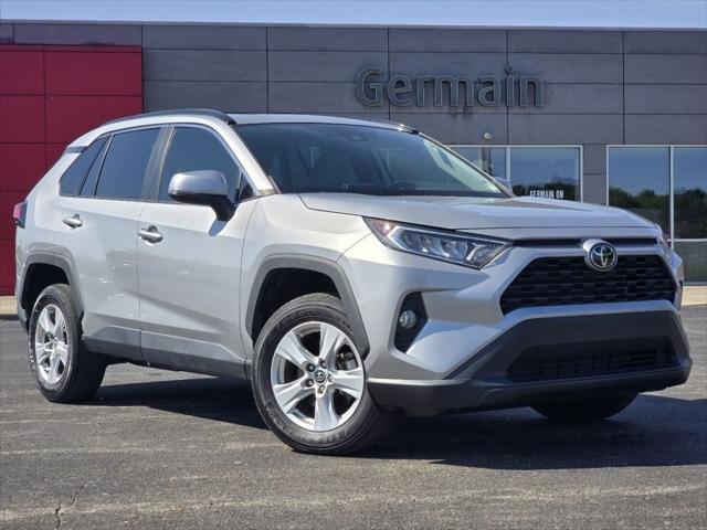 Certified Used 2020 SILVER SKY METALLIC Toyota  image 2