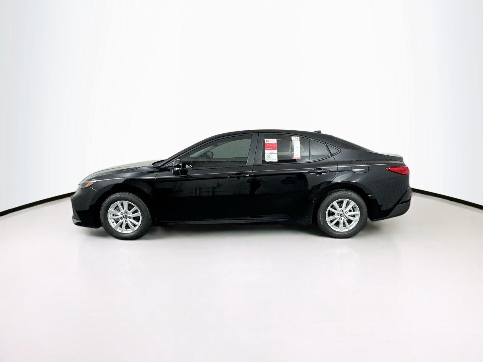 New 2026 Ice Cap Toyota LE image 9