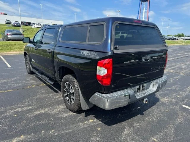 Used 2015 Black Toyota SR5 image 5