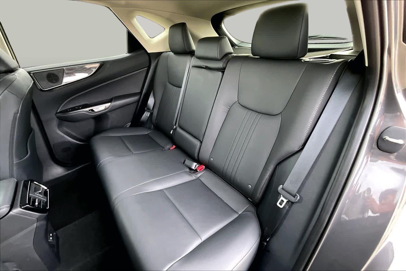 Certified Used 2025 SONIC CHROME Lexus Premium image 21