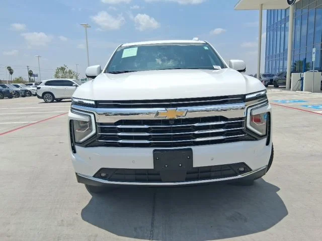 Used 2025 White Chevrolet LT image 2