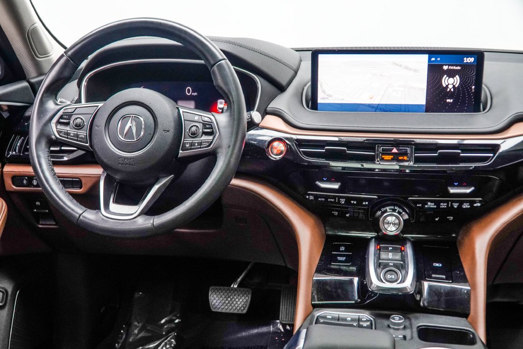 Used 2024 Black Acura Technology image 22