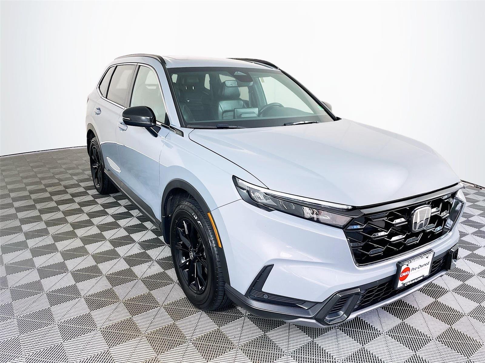Used 2025 Urban Gray Pearl Honda Sport-L image 1