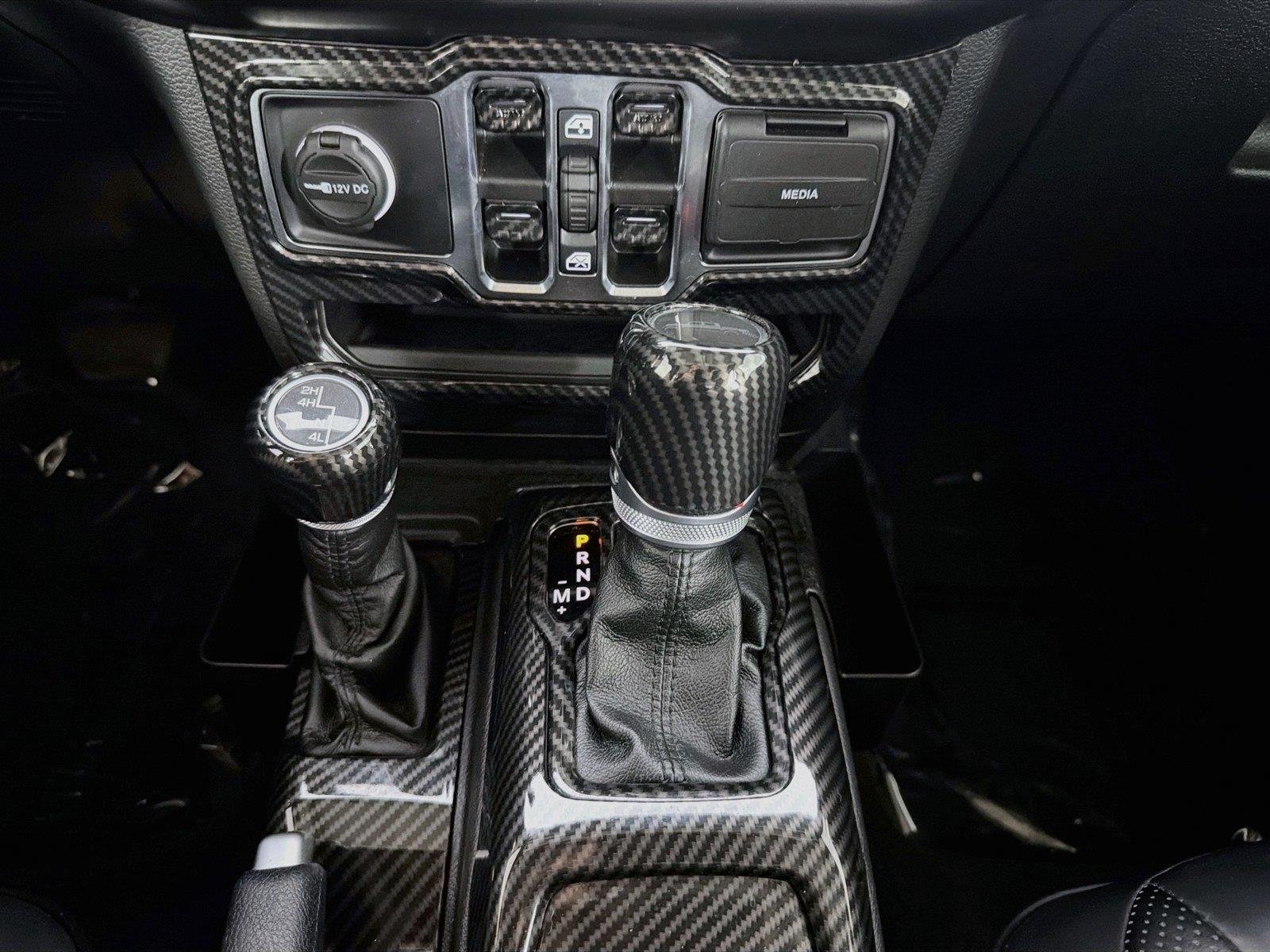 Used 2022 Black Clearcoat Jeep Sport S image 17