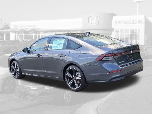 New 2026 Meteorite Gray Metallic Honda SE image 3