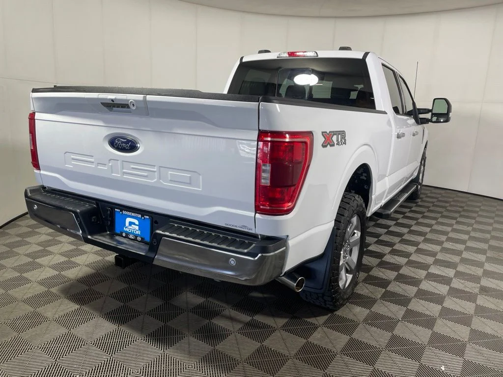 Used 2022 Oxford White Ford XLT image 8