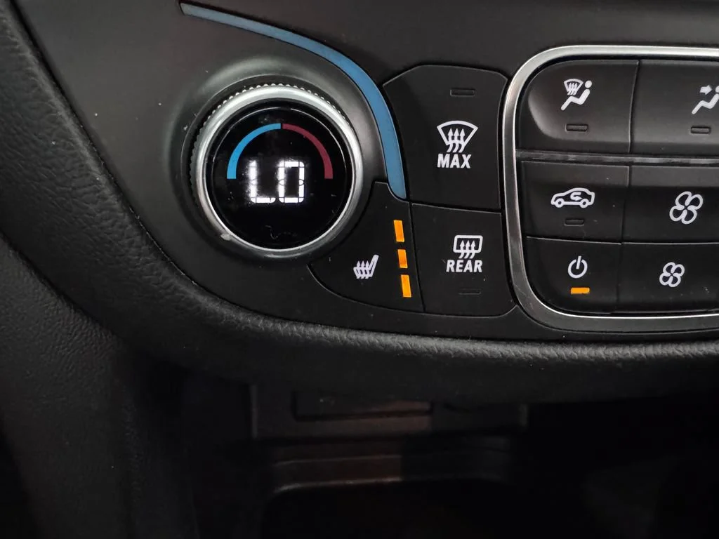 2022 Chevrolet Equinox LT - Photo 22