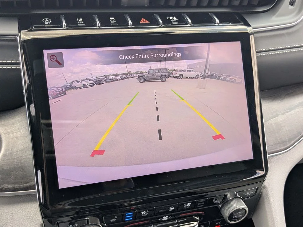 Used 2021 Silver Jeep Overland image 23