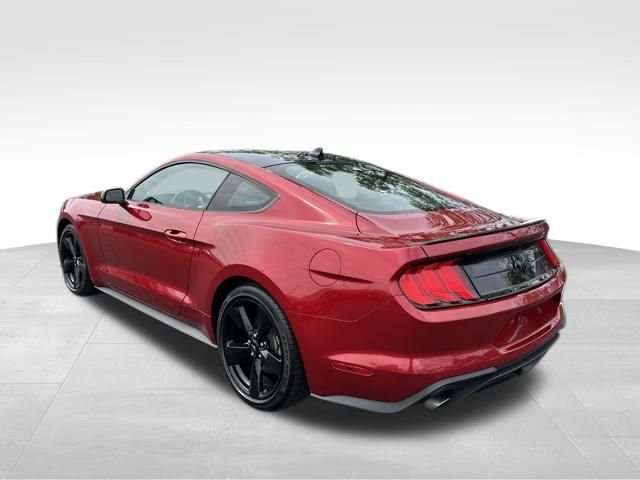 Used 2022 Red Ford EcoBoost Premium image 5