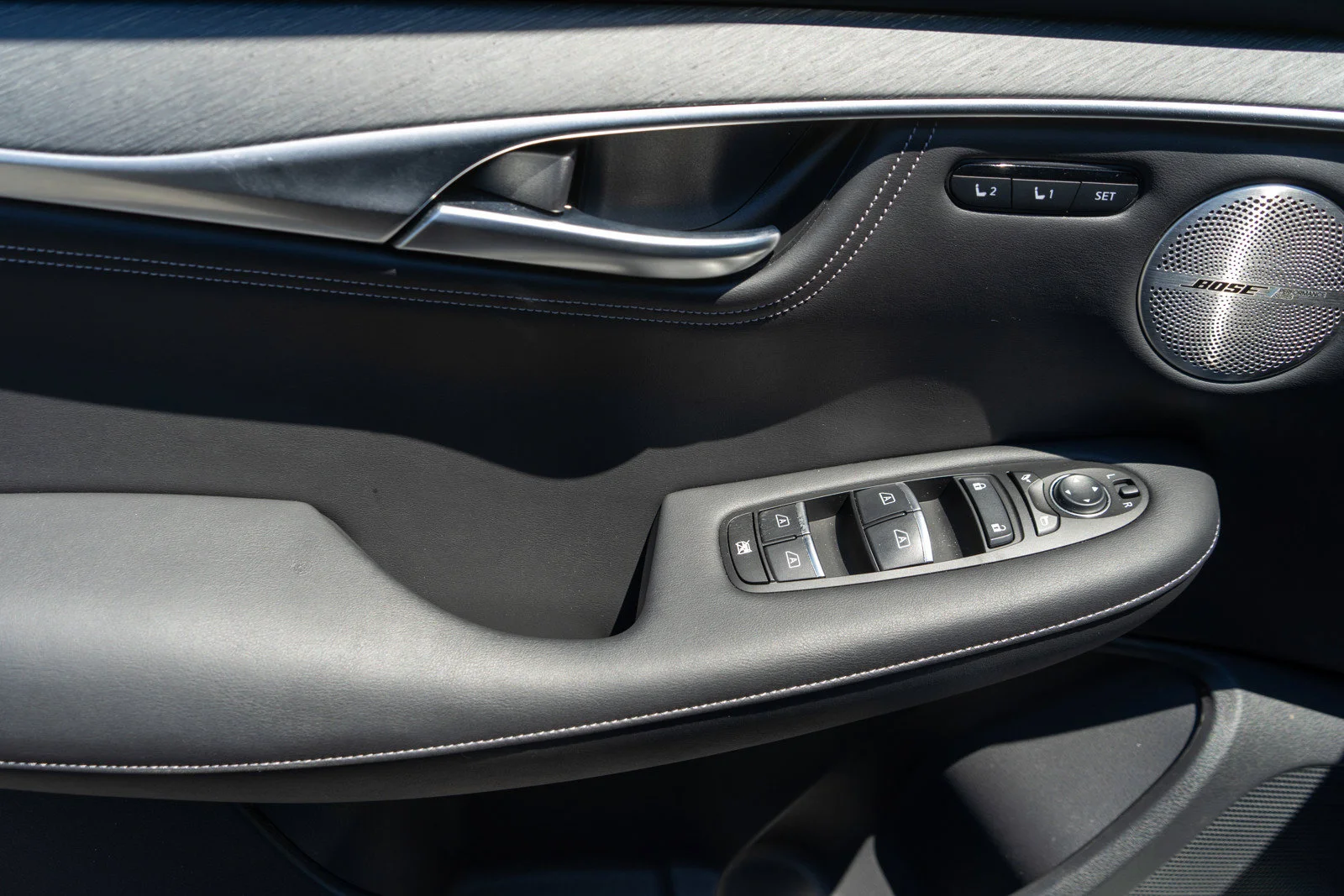 Used 2023 Graphite Shadow INFINITI SENSORY image 15