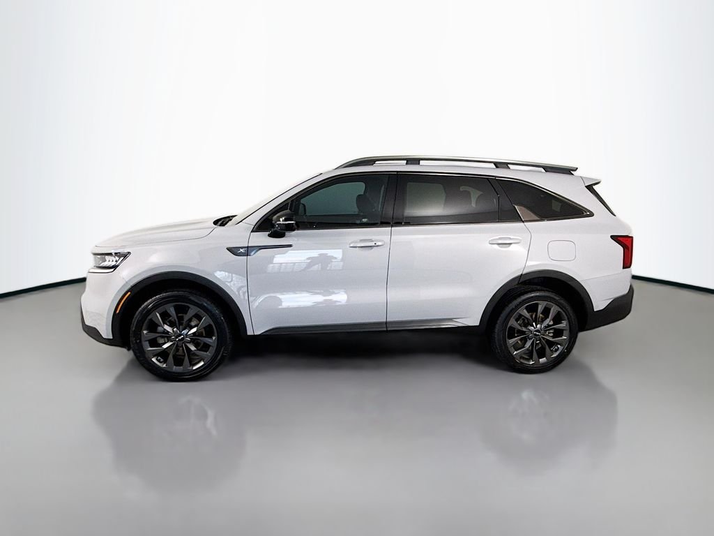 Used 2022 Gray Kia X-Line EX image 2