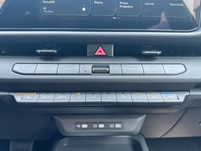 New 2027 Snow White Pearl Kia X-Line S image 18