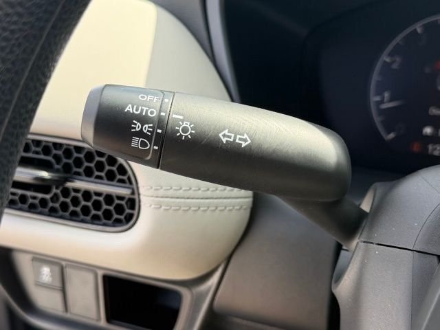 Used 2023 Gray Honda LX image 24