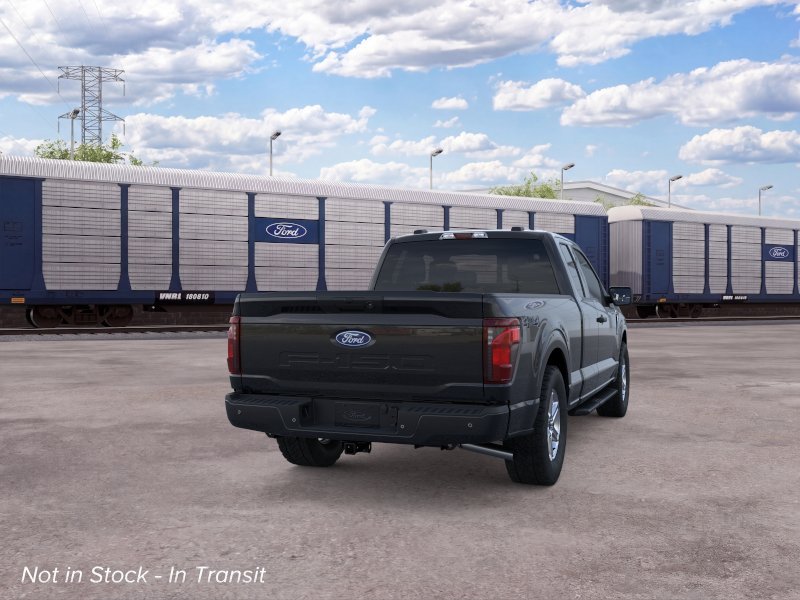 New 2026 Agate Black Metallic Ford XLT image 8