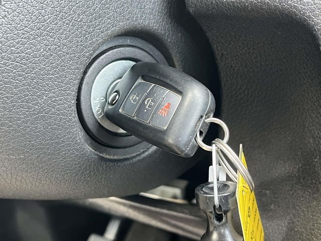Used 2014 Orange Nissan S image 19