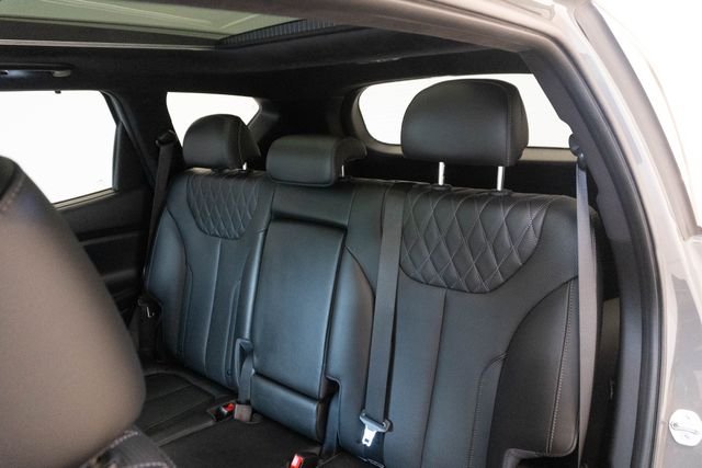 Used 2023 Gray Hyundai Calligraphy image 19