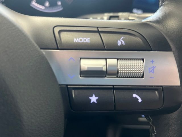 2025 Hyundai Kona SEL - Photo 6