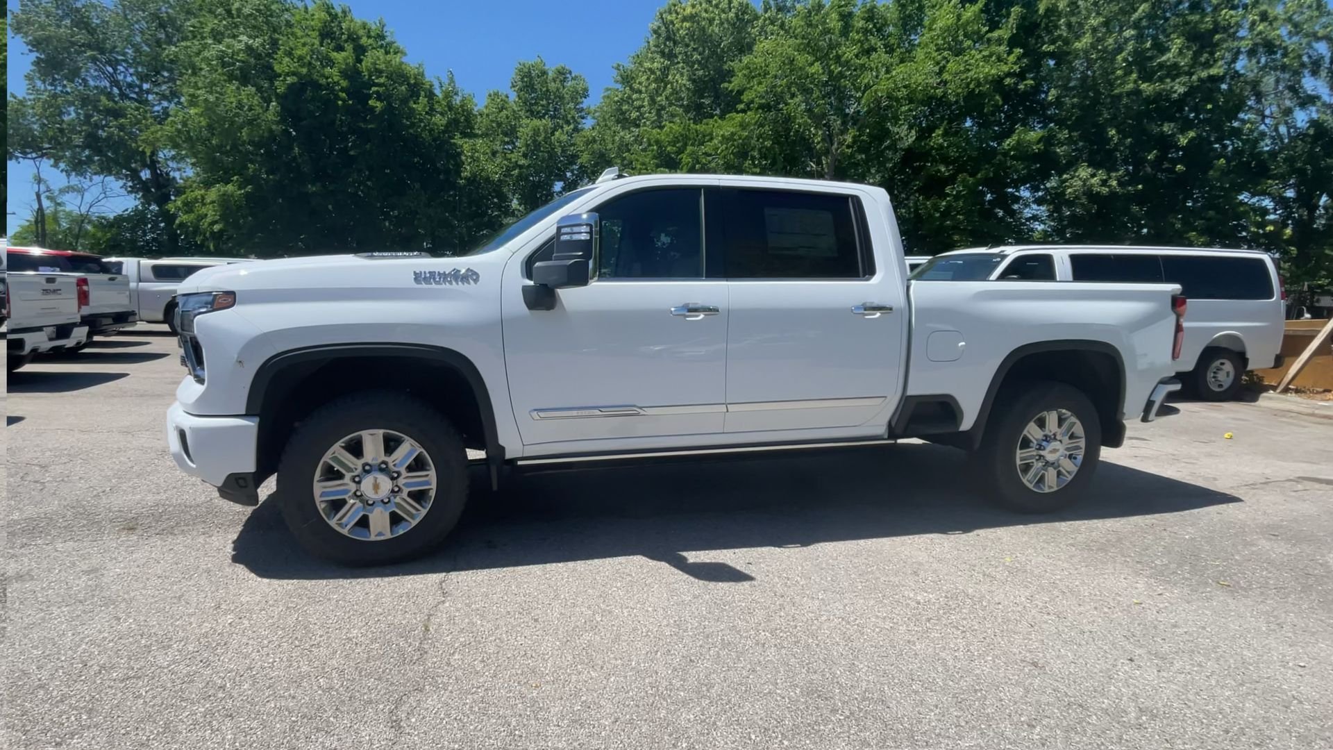 2026 Chevrolet Silverado 2500 HD High Country - Photo 5
