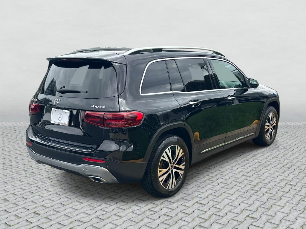 Used 2025 Night Black Mercedes-Benz GLB 250 image 5