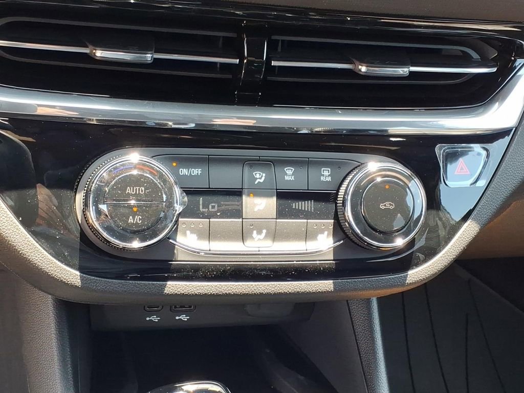 2026 Buick Envista Sport Touring - Photo 17