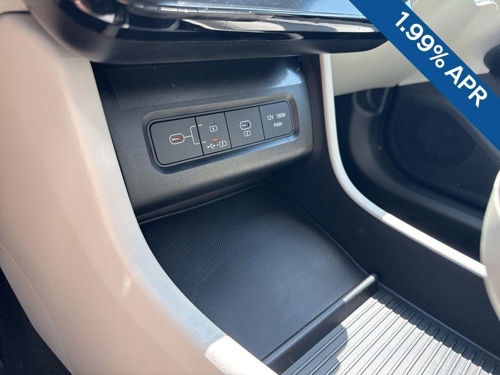 New 2026 White Hyundai Blue image 20