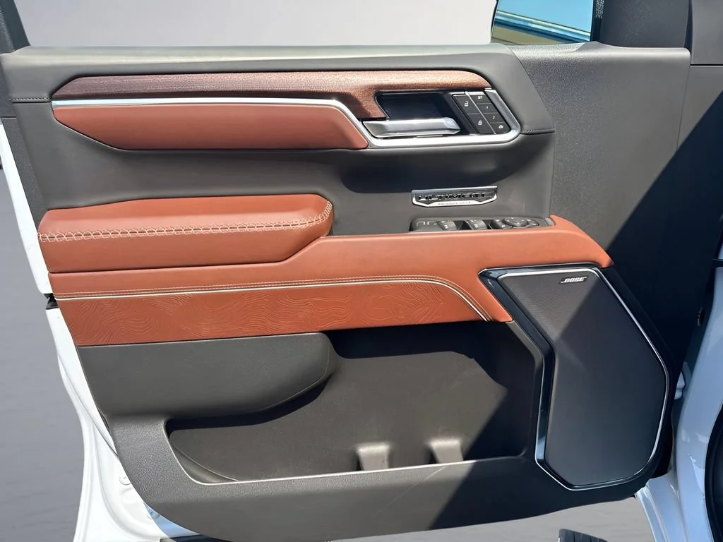 New 2026 Glacier White Tricoat GMC Denali Ultimate image 28