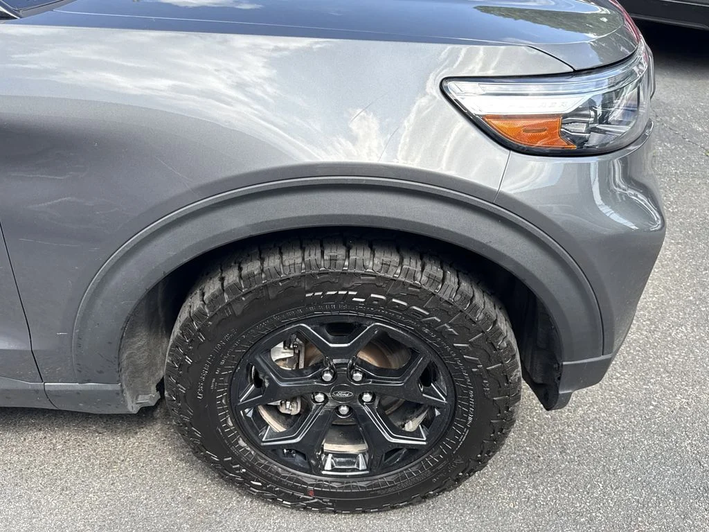 Used 2023 Carbonized Gray Metallic Ford Timberline image 8