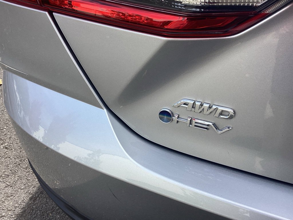 Certified Used 2025 Silver Toyota LE image 17