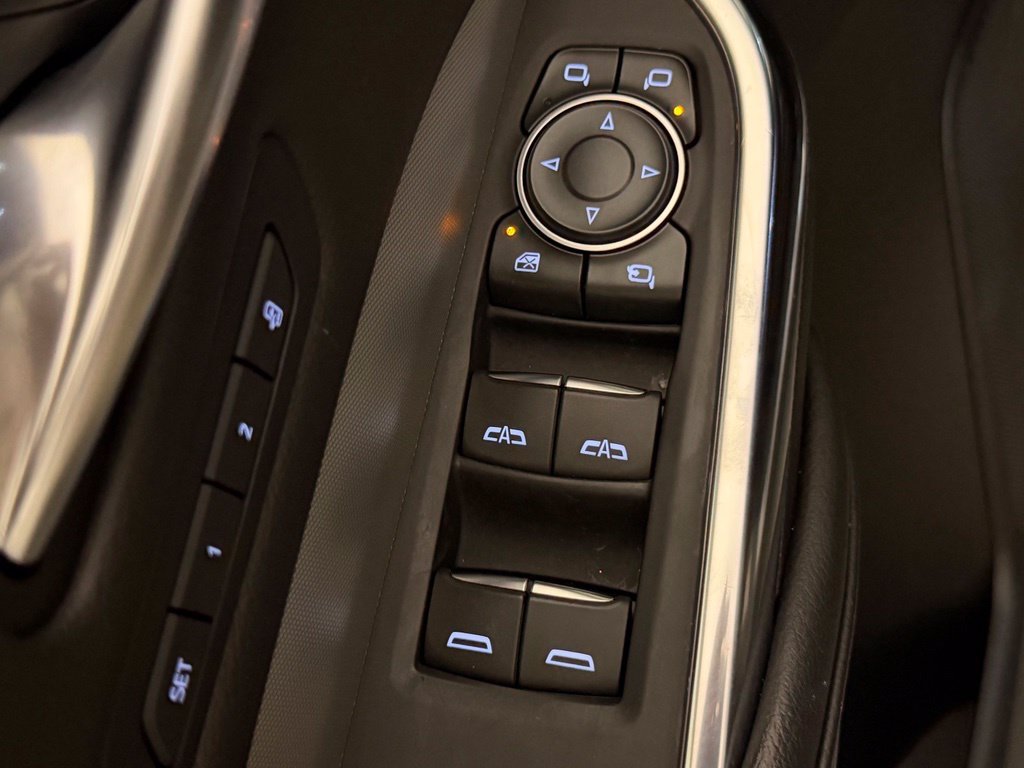 Used 2023 Argent Silver Metallic Cadillac Premium Luxury image 17