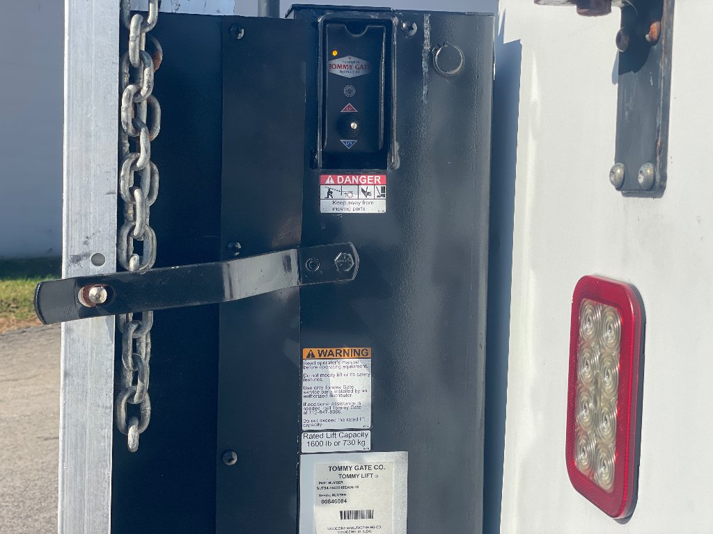 Used 2019 Oxford White Ford XL image 21