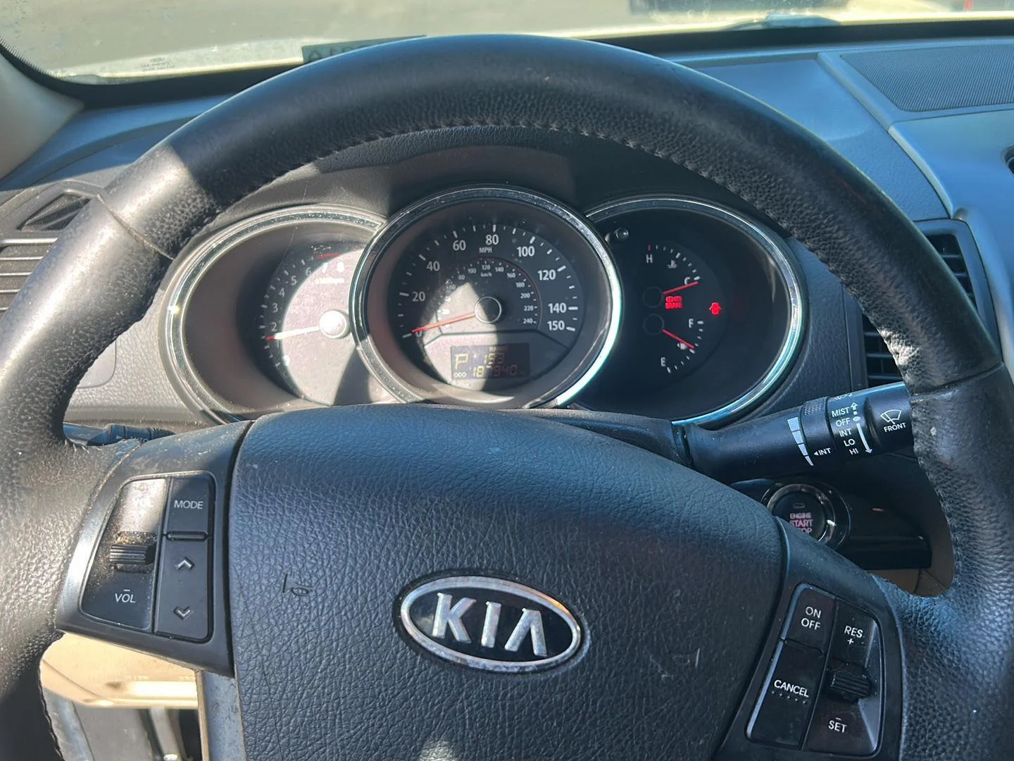 Used 2011 White Sand Beige Kia EX image 14