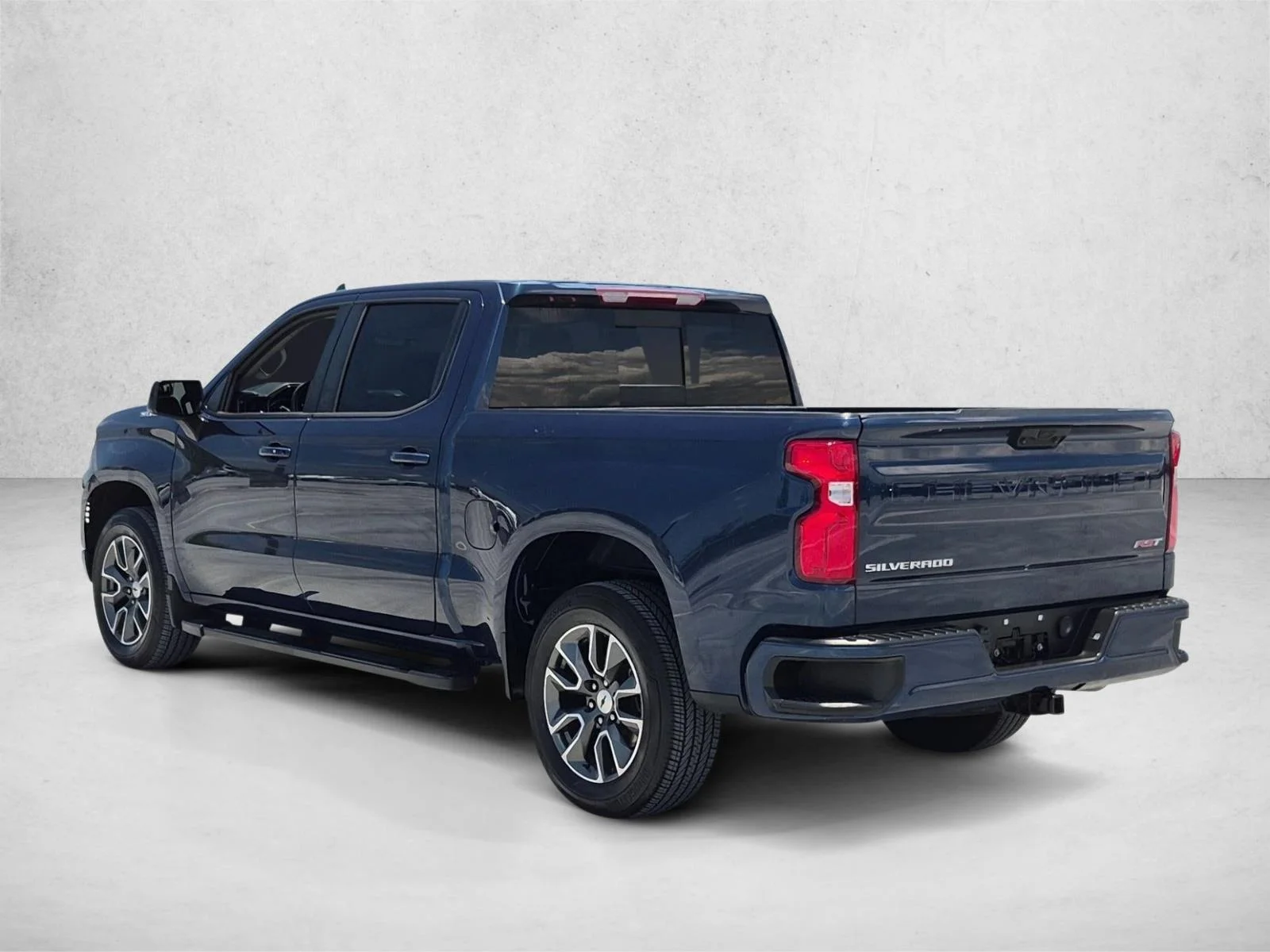 Used 2023 Northsky Blue Metallic Chevrolet RST image 8